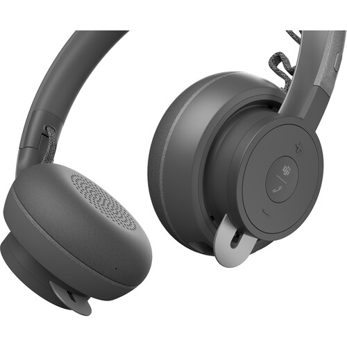 Compare Jabra Evolve2 65 vs Logitech 